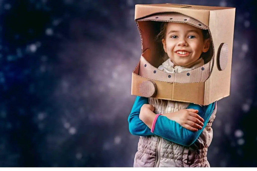 7 Astronaut Craft For Kids
